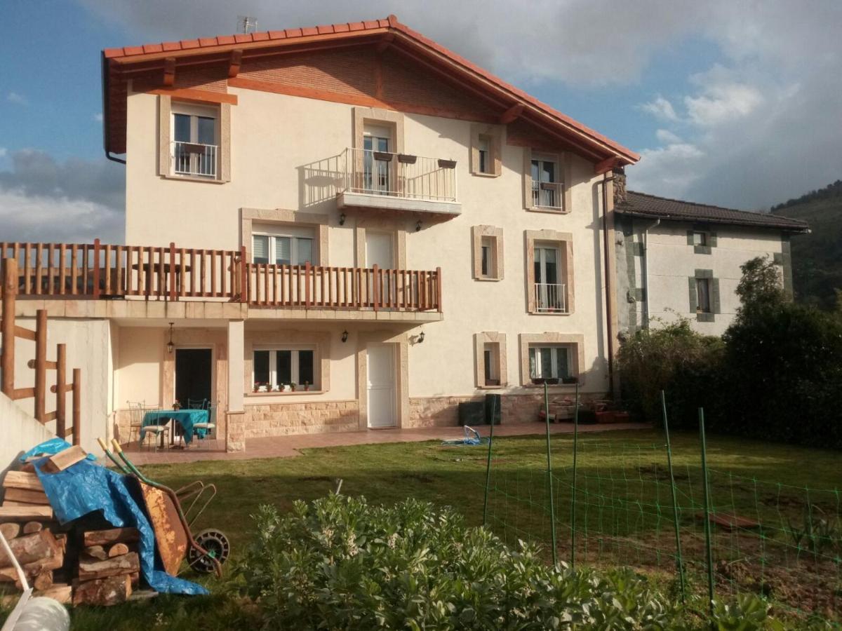 Lur Etxea El Valle (Basque Country)